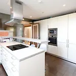 דירה Luxurious Penthouse מארבלה