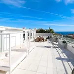 Luxurious Penthouse דירה מארבלה