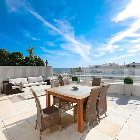Luxurious Penthouse * ماربيا