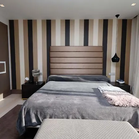 شقة Luxurious Penthouse