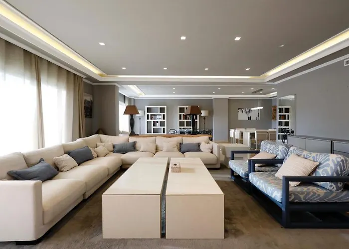 Luxurious Penthouse Διαμέρισμα Μαρμπέλλα